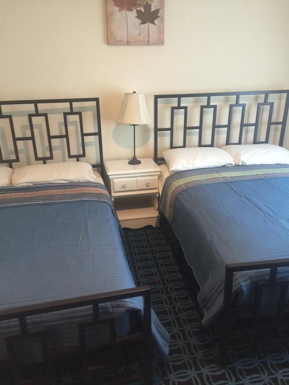 Misquamicut Beach Front Inn ウェスタリー エクステリア 写真
