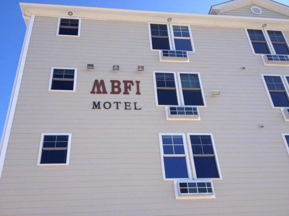 Misquamicut Beach Front Inn ウェスタリー エクステリア 写真